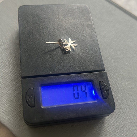 Vintage Maltese cross small dangling earrings signed 925 - Picture 5 of 5